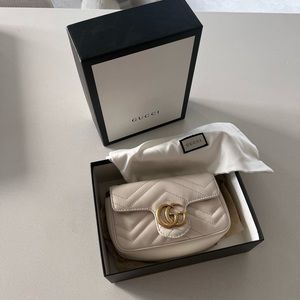 GG Marmont matelassé leather super mini bag - like New